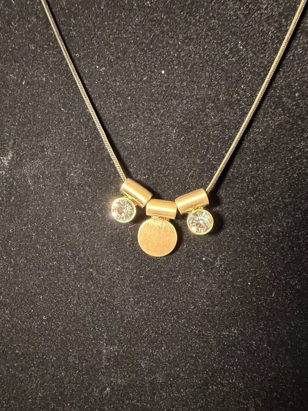 Adjustable Gold-Tone Necklace with Sparkling Accents (MWL28)